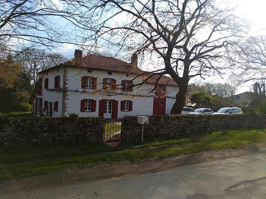 Gite En Appartement En Sud Ouest Saint-Martin-de-Hinx Exterior photo